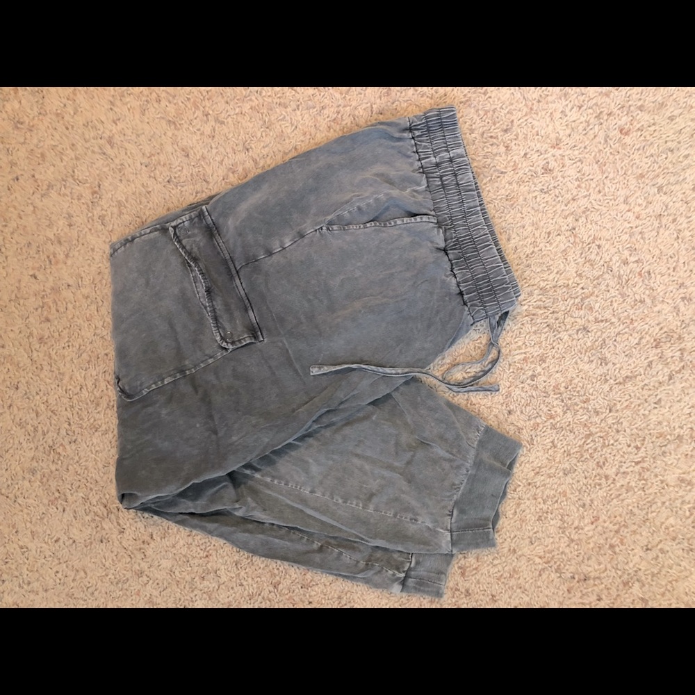 Torrid, size 2 pants with cargo pockets